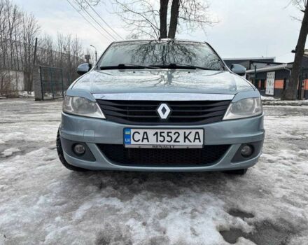 Сірий Рено Логан, об'ємом двигуна 1.4 л та пробігом 326 тис. км за 4100 $, фото 1 на Automoto.ua