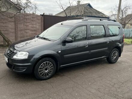 Серый Рено Логан, объемом двигателя 1.6 л и пробегом 93 тыс. км за 6200 $, фото 1 на Automoto.ua