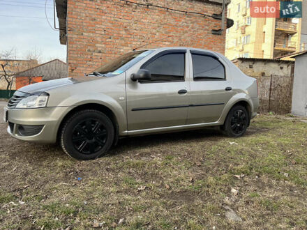 Рено Логан 2010 в Кривом Озере на Automoto.ua Серый Рено Логан, объемом двигателя 1.6 л и пробегом 180 тыс. км за 5755 $, фото 1 на Automoto.ua