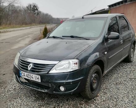 Серый Рено Логан, объемом двигателя 1.4 л и пробегом 250 тыс. км за 3200 $, фото 1 на Automoto.ua