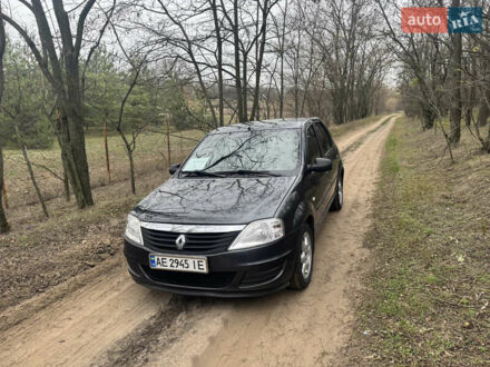 Сірий Рено Логан, об'ємом двигуна 1.4 л та пробігом 115 тис. км за 5500 $, фото 1 на Automoto.ua
