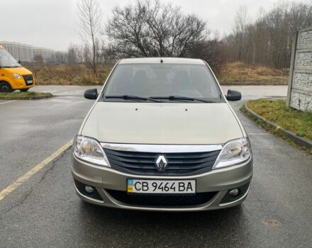 Серый Рено Логан, объемом двигателя 1.5 л и пробегом 330 тыс. км за 4600 $, фото 1 на Automoto.ua