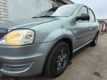 Серый Рено Логан, объемом двигателя 1.4 л и пробегом 89 тыс. км за 3600 $, фото 1 на Automoto.ua