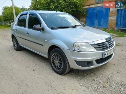 Рено Логан 2010 в Глухове на Automoto.ua Серый Рено Логан, объемом двигателя 1.39 л и пробегом 254 тыс. км за 4500 $, фото 1 на Automoto.ua