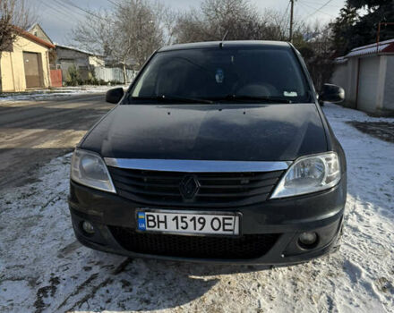 Серый Рено Логан, объемом двигателя 1.39 л и пробегом 220 тыс. км за 3500 $, фото 1 на Automoto.ua