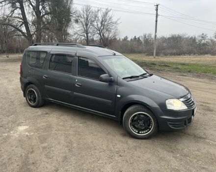 Сірий Рено Логан, об'ємом двигуна 1.6 л та пробігом 258 тис. км за 5200 $, фото 1 на Automoto.ua