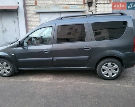 Серый Рено Логан, объемом двигателя 1.6 л и пробегом 152 тыс. км за 6500 $, фото 1 на Automoto.ua