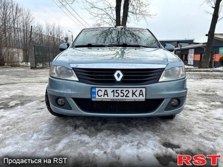 Серый Рено Логан, объемом двигателя 1.4 л и пробегом 327 тыс. км за 3999 $, фото 1 на Automoto.ua
