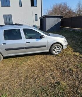 Серый Рено Логан, объемом двигателя 1.6 л и пробегом 104 тыс. км за 6200 $, фото 1 на Automoto.ua