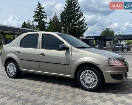 Серый Рено Логан, объемом двигателя 1.46 л и пробегом 198 тыс. км за 3900 $, фото 1 на Automoto.ua