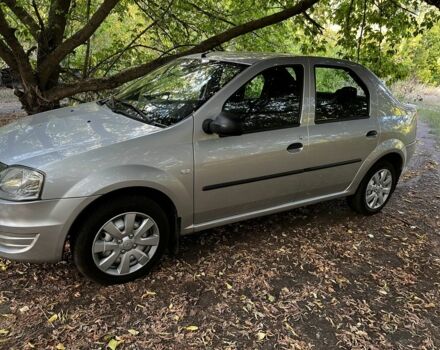 Сірий Рено Логан, об'ємом двигуна 1.5 л та пробігом 202 тис. км за 4592 $, фото 1 на Automoto.ua