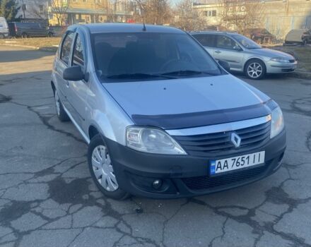 Сірий Рено Логан, об'ємом двигуна 1.4 л та пробігом 190 тис. км за 3200 $, фото 1 на Automoto.ua