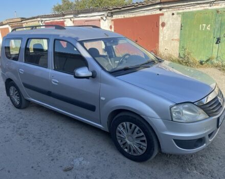Сірий Рено Логан, об'ємом двигуна 1.6 л та пробігом 330 тис. км за 3754 $, фото 1 на Automoto.ua