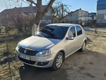 Серый Рено Логан, объемом двигателя 1.6 л и пробегом 118 тыс. км за 5300 $, фото 1 на Automoto.ua