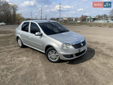Рено Логан 2011 в Полтаве на Automoto.ua Серый Рено Логан, объемом двигателя 1.6 л и пробегом 118 тыс. км за 5250 $, фото 1 на Automoto.ua