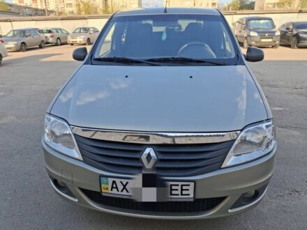 Серый Рено Логан, объемом двигателя 1.4 л и пробегом 98 тыс. км за 4000 $, фото 1 на Automoto.ua