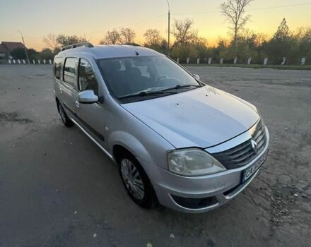 Сірий Рено Логан, об'ємом двигуна 1.6 л та пробігом 330 тис. км за 3750 $, фото 1 на Automoto.ua