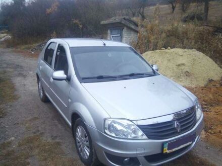 Рено Логан 2011 в Луганске на Automoto.ua Серый Рено Логан, объемом двигателя 1.6 л и пробегом 67 тыс. км за 7300 $, фото 1 на Automoto.ua