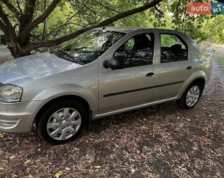 Сірий Рено Логан, об'ємом двигуна 1.5 л та пробігом 202 тис. км за 4592 $, фото 1 на Automoto.ua
