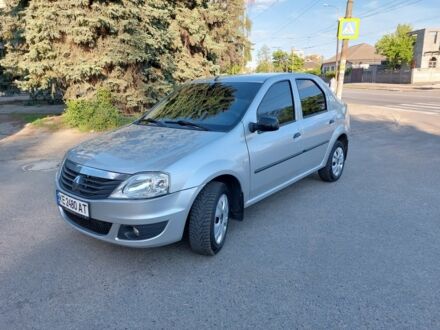 Рено Логан 2012 в Днепре (Днепропетровске) на Automoto.ua Серый Рено Логан, объемом двигателя 1.5 л и пробегом 169 тыс. км за 5350 $, фото 1 на Automoto.ua