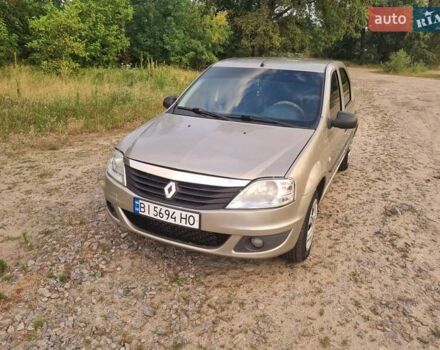 Серый Рено Логан, объемом двигателя 1.46 л и пробегом 300 тыс. км за 2900 $, фото 1 на Automoto.ua