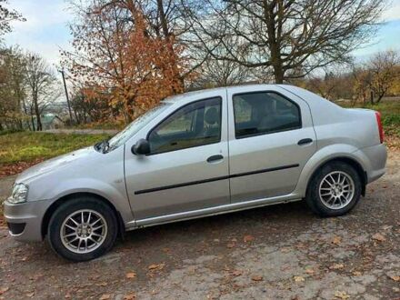 Серый Рено Логан, объемом двигателя 1.39 л и пробегом 95 тыс. км за 5300 $, фото 1 на Automoto.ua