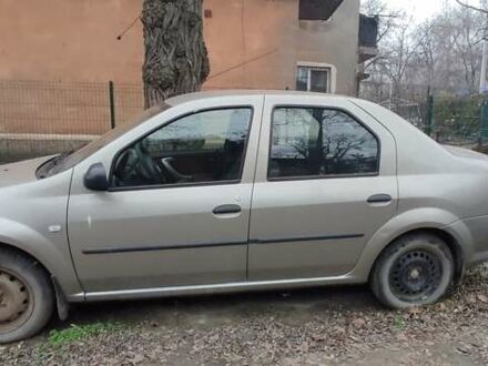 Серый Рено Логан, объемом двигателя 1.6 л и пробегом 70 тыс. км за 5000 $, фото 1 на Automoto.ua