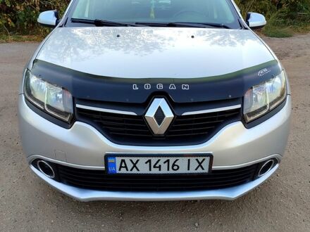 Рено Логан 2013 в Изюме на Automoto.ua Серый Рено Логан, объемом двигателя 1.1 л и пробегом 150 тыс. км за 5750 $, фото 1 на Automoto.ua