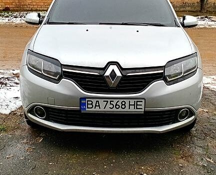 Сірий Рено Логан, об'ємом двигуна 1.1 л та пробігом 16000 тис. км за 5499 $, фото 1 на Automoto.ua