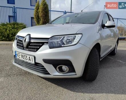 Рено Логан 2016 у Новомосковске на Automoto.ua Сірий Рено Логан, об'ємом двигуна 1.5 л та пробігом 172 тис. км за 7300 $, фото 1 на Automoto.ua