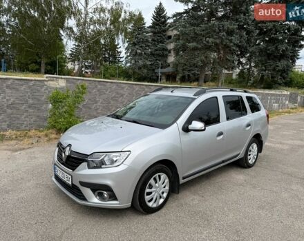 Серый Рено Логан, объемом двигателя 1.46 л и пробегом 102 тыс. км за 9800 $, фото 1 на Automoto.ua