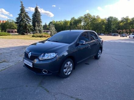 Серый Рено Логан, объемом двигателя 1 л и пробегом 50 тыс. км за 6999 $, фото 1 на Automoto.ua