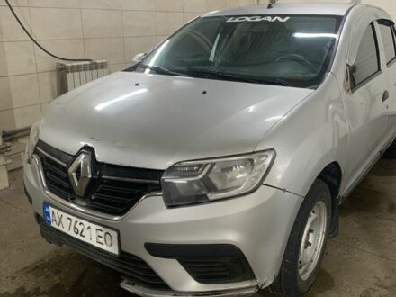 Сірий Рено Логан, об'ємом двигуна 1.1 л та пробігом 400 тис. км за 2700 $, фото 1 на Automoto.ua