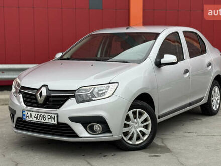 Рено Логан 2017 в Киеве на Automoto.ua Серый Рено Логан, объемом двигателя 1.46 л и пробегом 148 тыс. км за 7800 $, фото 1 на Automoto.ua