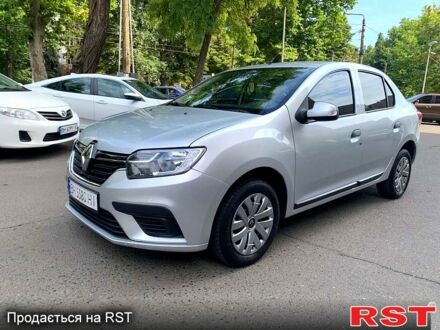 Серый Рено Логан, объемом двигателя 1.1 л и пробегом 112 тыс. км за 7300 $, фото 1 на Automoto.ua