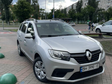 Рено Логан 2018 в Киеве на Automoto.ua Серый Рено Логан, объемом двигателя 1.46 л и пробегом 174 тыс. км за 8600 $, фото 1 на Automoto.ua