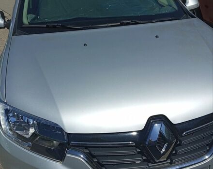 Серый Рено Логан, объемом двигателя 1 л и пробегом 32 тыс. км за 7600 $, фото 1 на Automoto.ua