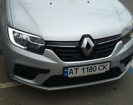 Серый Рено Логан, объемом двигателя 1 л и пробегом 256 тыс. км за 4700 $, фото 1 на Automoto.ua
