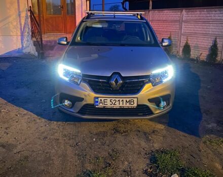 Сірий Рено Логан, об'ємом двигуна 1.5 л та пробігом 42 тис. км за 10689 $, фото 1 на Automoto.ua