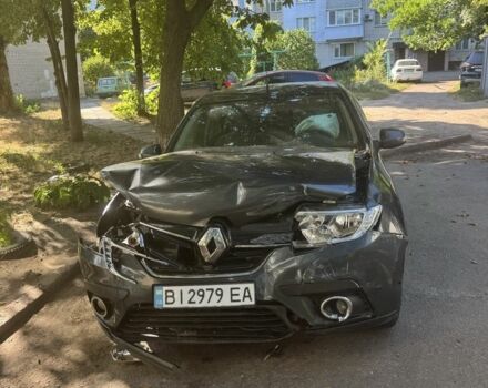 Серый Рено Логан, объемом двигателя 1 л и пробегом 1 тыс. км за 2208 $, фото 1 на Automoto.ua