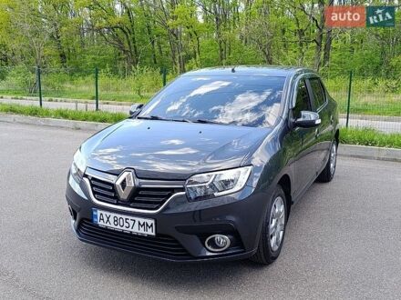 Сірий Рено Логан, об'ємом двигуна 1.5 л та пробігом 37 тис. км за 13499 $, фото 1 на Automoto.ua