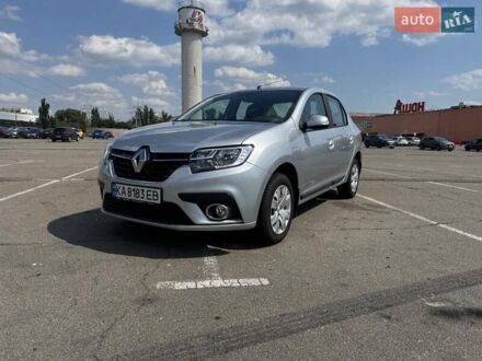 Рено Логан 2021 в Киеве на Automoto.ua Серый Рено Логан, объемом двигателя 1.46 л и пробегом 26 тыс. км за 12000 $, фото 1 на Automoto.ua