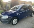 Синій Рено Логан, об'ємом двигуна 1.4 л та пробігом 250 тис. км за 3200 $, фото 1 на Automoto.ua