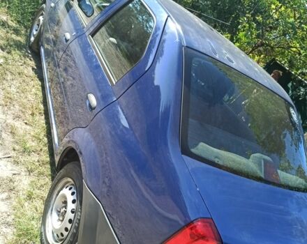 Синий Рено Логан, объемом двигателя 1 л и пробегом 79 тыс. км за 3300 $, фото 3 на Automoto.ua