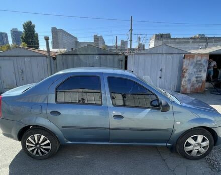 Синий Рено Логан, объемом двигателя 1.6 л и пробегом 373 тыс. км за 3500 $, фото 5 на Automoto.ua