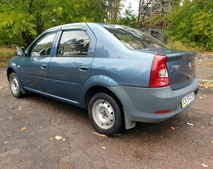 Синий Рено Логан, объемом двигателя 1.4 л и пробегом 250 тыс. км за 2900 $, фото 4 на Automoto.ua