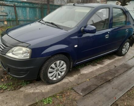Синій Рено Логан, об'ємом двигуна 1.4 л та пробігом 145 тис. км за 2300 $, фото 3 на Automoto.ua