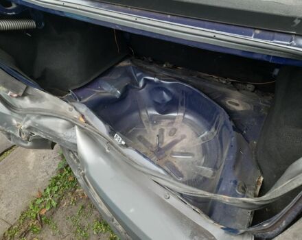 Синій Рено Логан, об'ємом двигуна 1.4 л та пробігом 145 тис. км за 2300 $, фото 7 на Automoto.ua