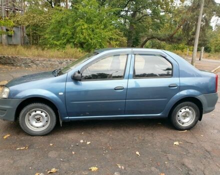 Синий Рено Логан, объемом двигателя 1.4 л и пробегом 250 тыс. км за 2900 $, фото 2 на Automoto.ua