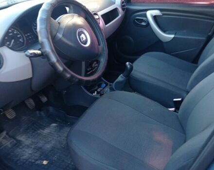 Синій Рено Логан, об'ємом двигуна 1.4 л та пробігом 240 тис. км за 4200 $, фото 6 на Automoto.ua